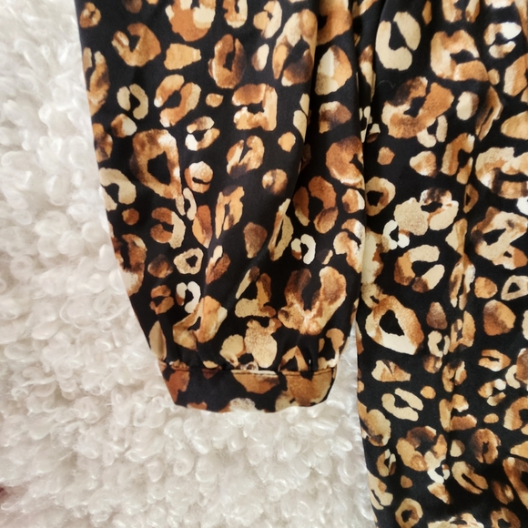 BNWT Vero Moda Boutique Sz M Animal Print Wrap Long Sleeve Maxi Dress - Picture 5 of 12